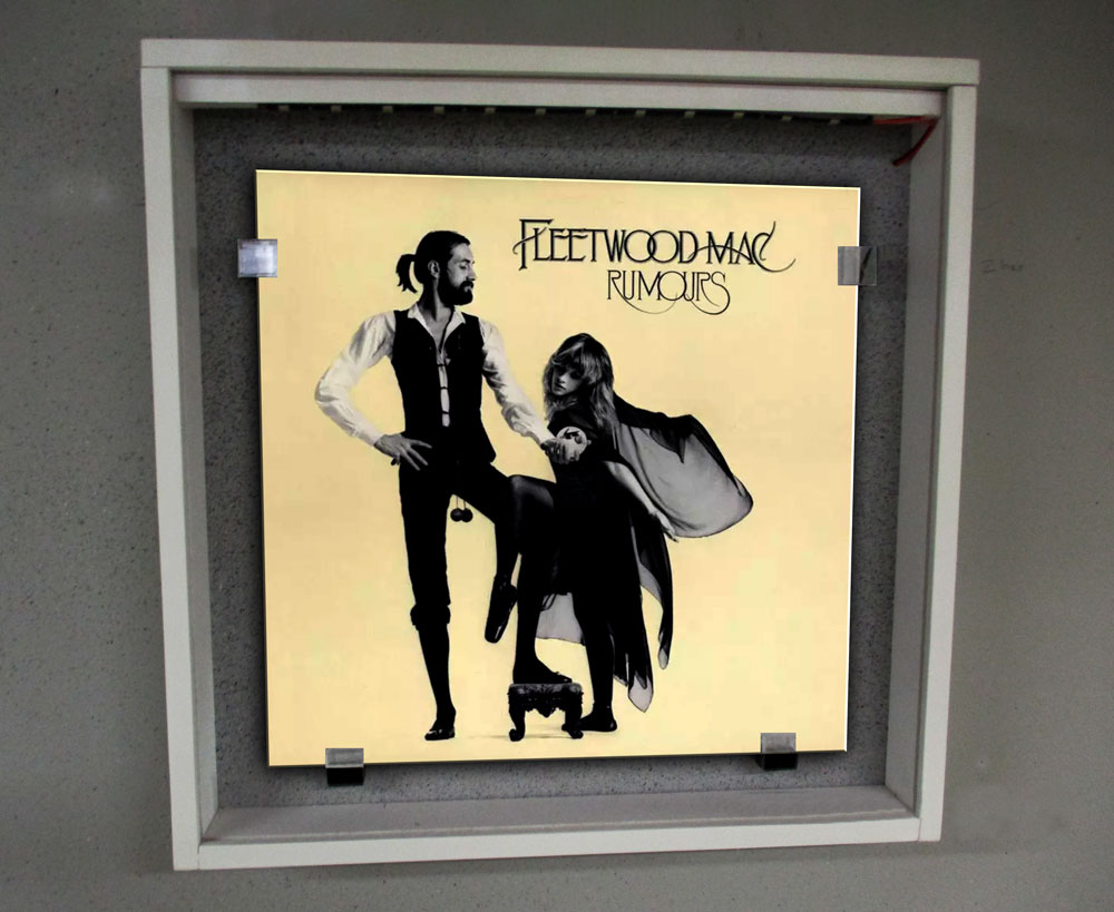 Album-shadowbox-FleetwoodMacRumors